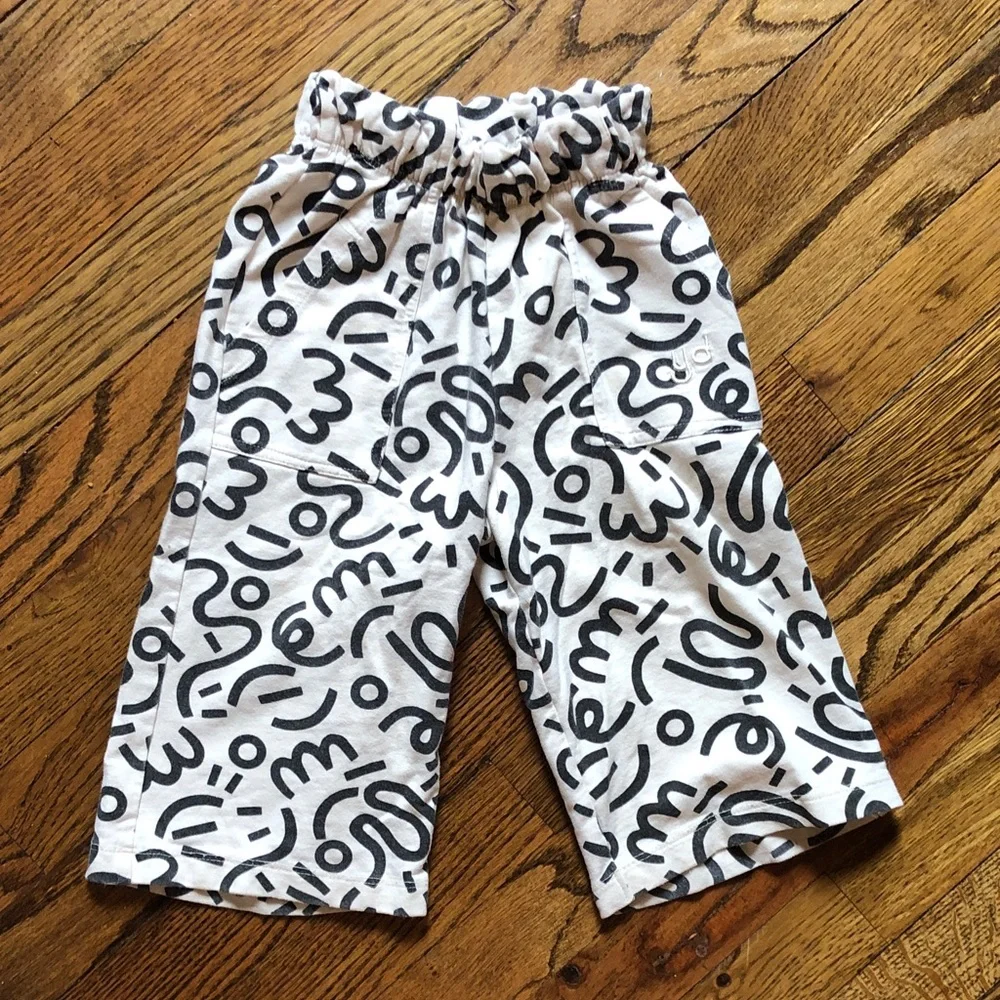 Kids White & Black Patterned Elastic Waist Bottoms